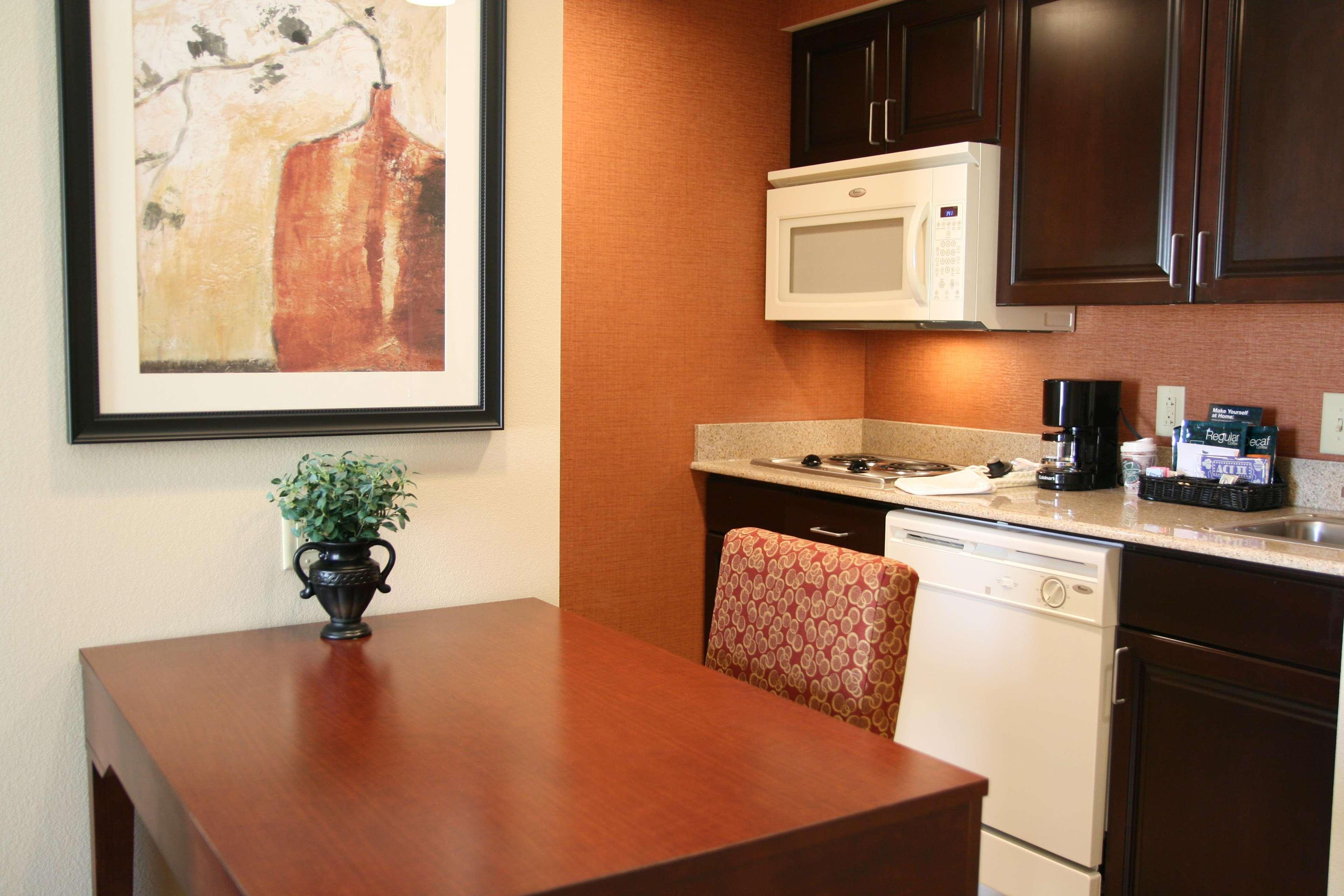 Homewood Suites By Hilton Macon-North Стая снимка